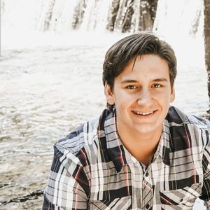 Meet your Posher, Zachary